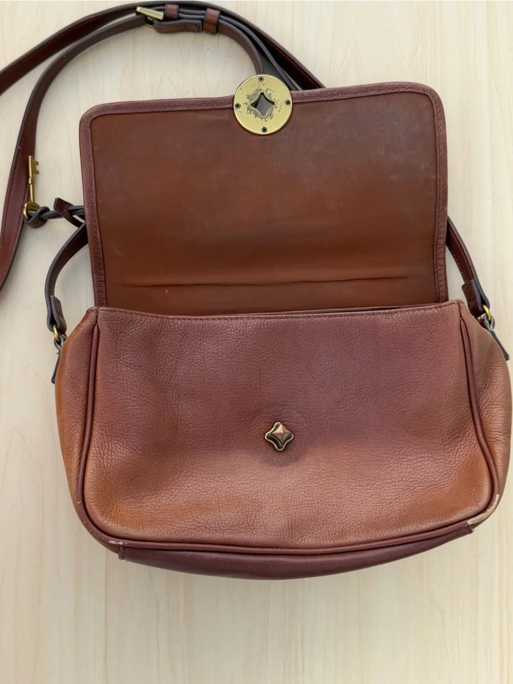 Fossil Chestnut Brown Leather Messenger Crossbody